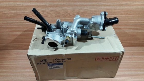 Termostat yuvası komple ix35 09-14 / Sportage 11-14 / Sorento 2010- / Santa Fe 10- dizel